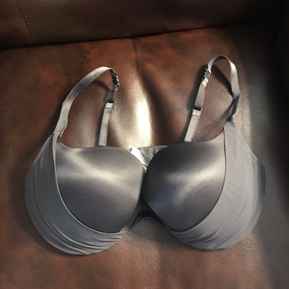 Victoria’s Secret Grey Padded Demi Sz 38D